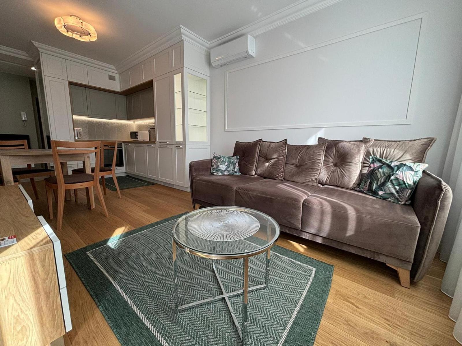 Apartamenty W Centrum Bialegostoku Z Parkingiem W Garazu Podziemnym Białystok Extérieur photo